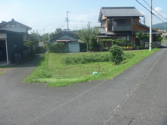 三方道路です